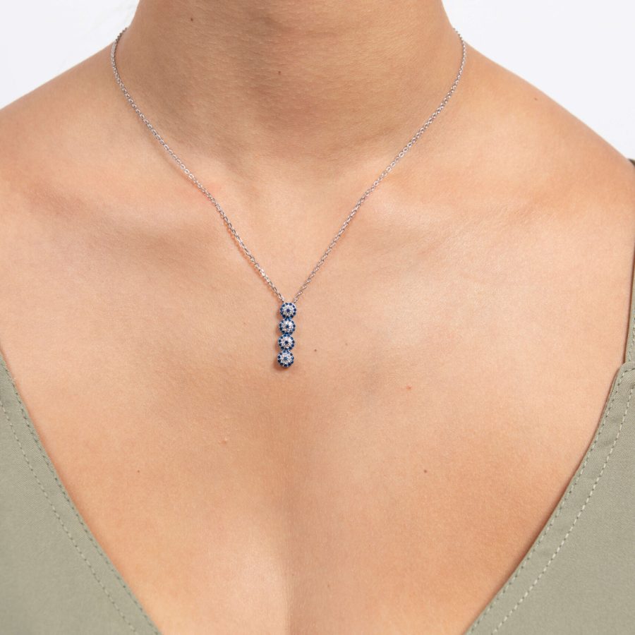 שרשרת עיניים כחולות
